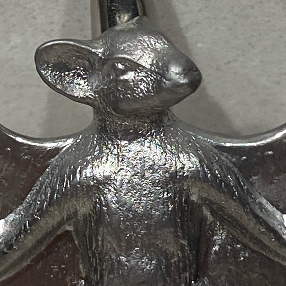 BACARDI RUM Solid Peter BAT Halloween Spooky Liquor Pourer Spout Dispenser - Picture 8 of 8